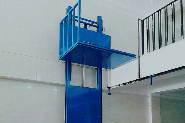 تولید انواع بالابرهای هیدرولیکی - فارکو